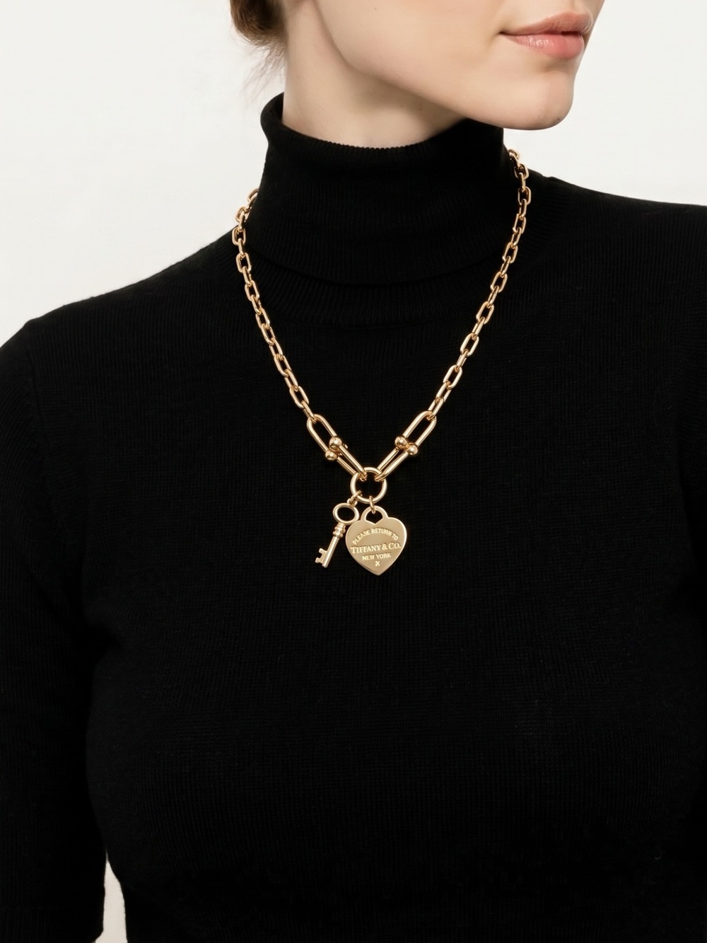 Fashion Jewelry Gold Heart and Key Pendant Necklace